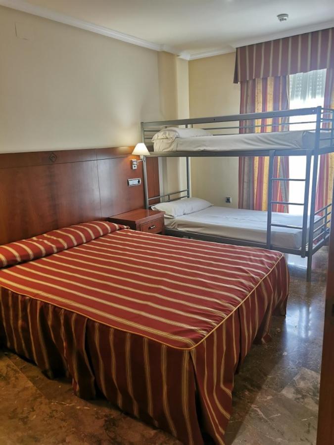 Apartamentos El Trovador Cazorla Εξωτερικό φωτογραφία